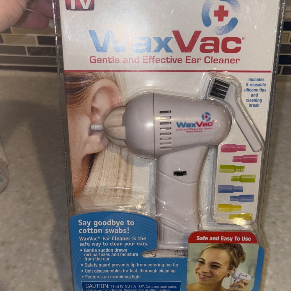 White Ear Cleaner